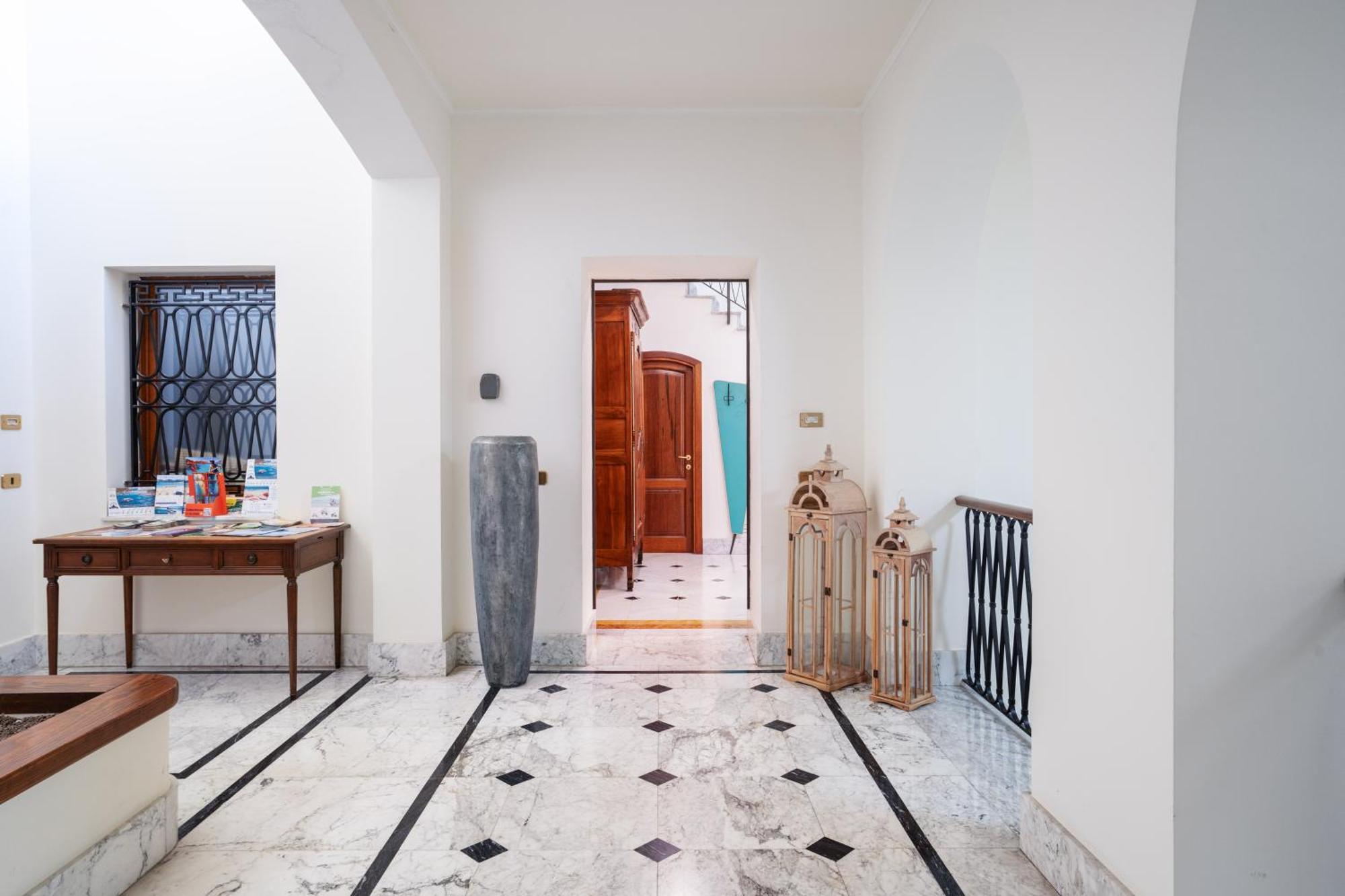 Relais La Lanterne Hotell Cagliari Exteriör bild